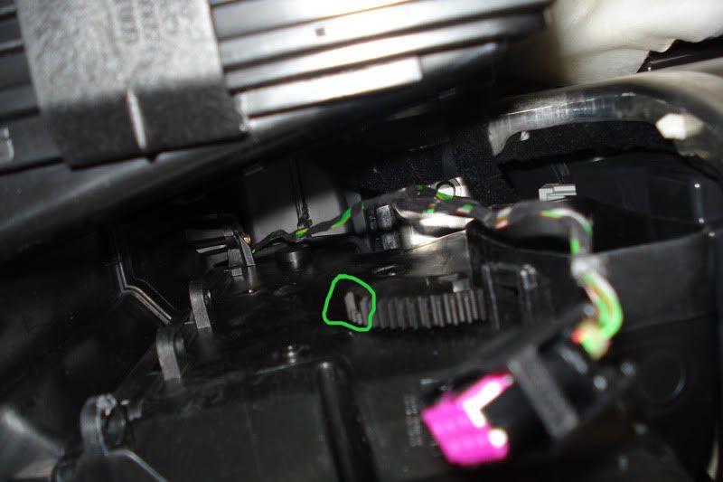 Air con not working right? Replace the V68 motor HOW TO. UKPOLOS